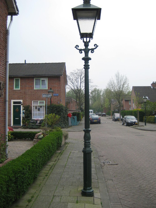 Holland-pole-klein-1.jpg#asset:312483