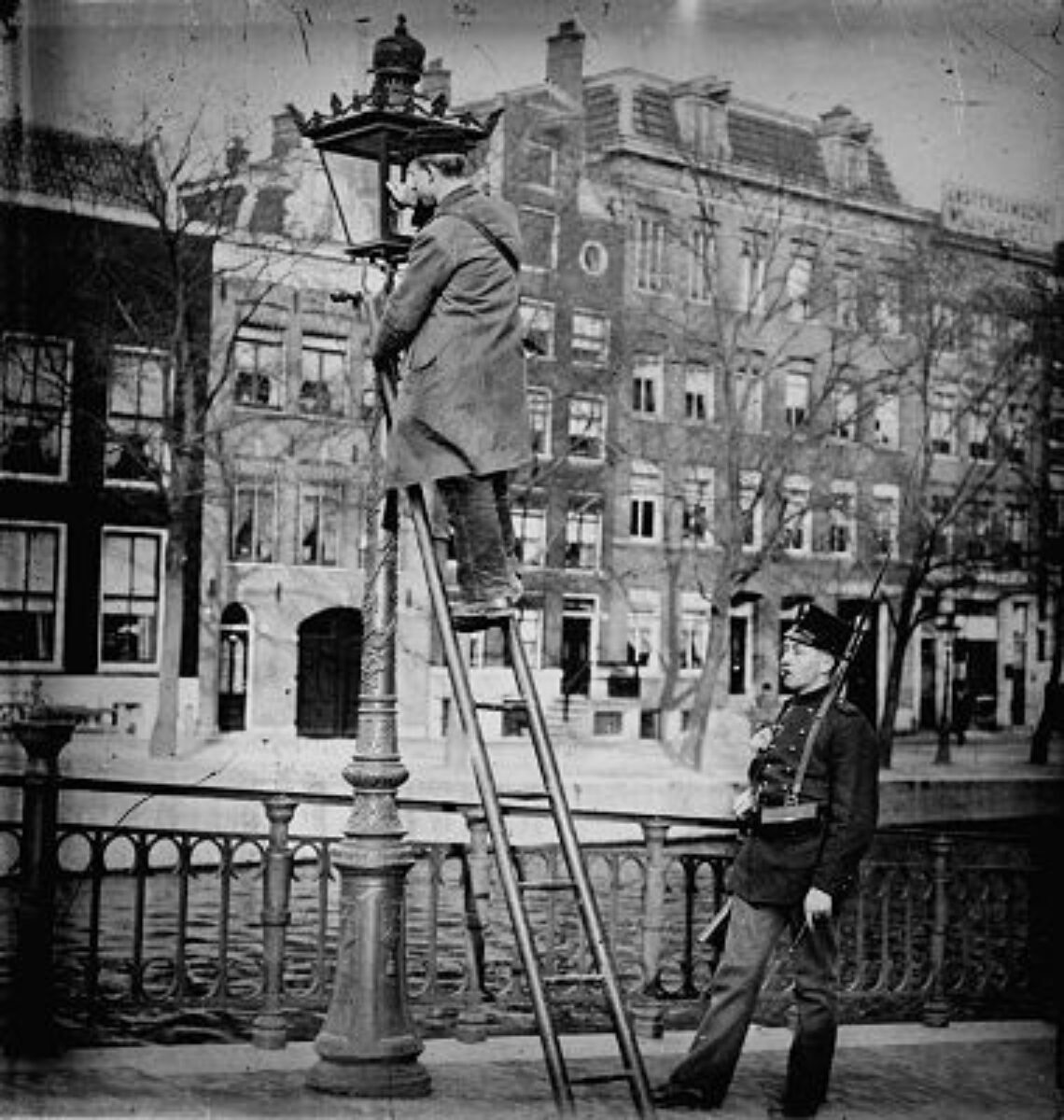 Amsterdamse Grachtenmast Oud