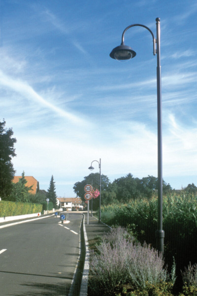 Azalee Lichtmast  Ghm  Eclatec 1