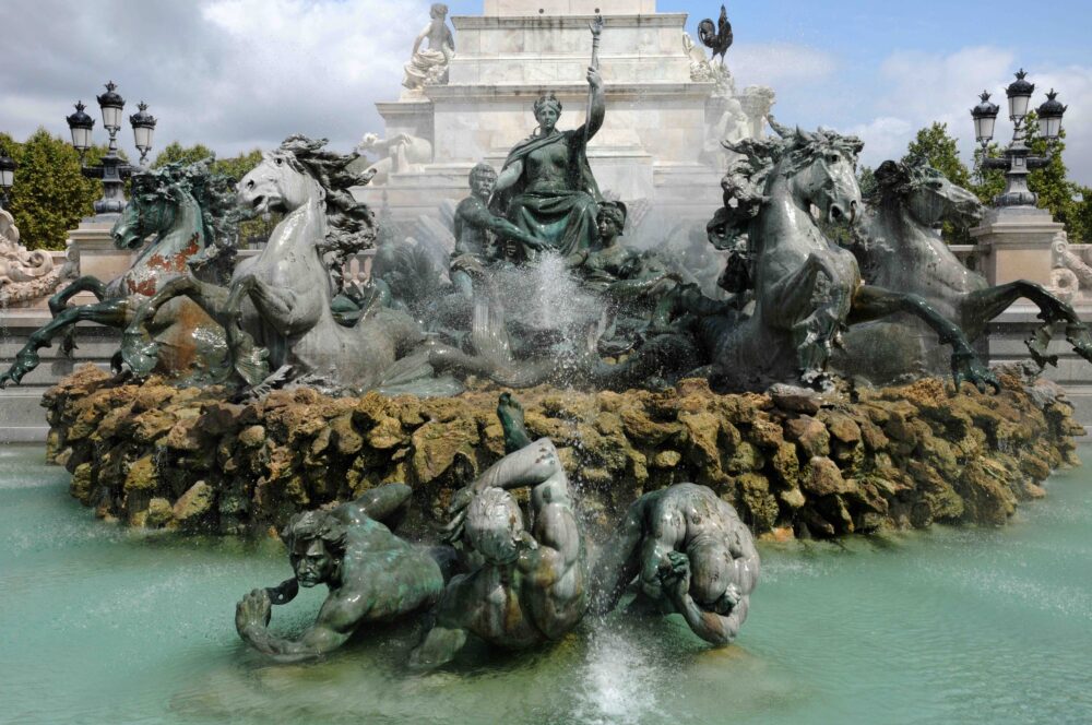 Le Monument Aux Girondins Bordeaux